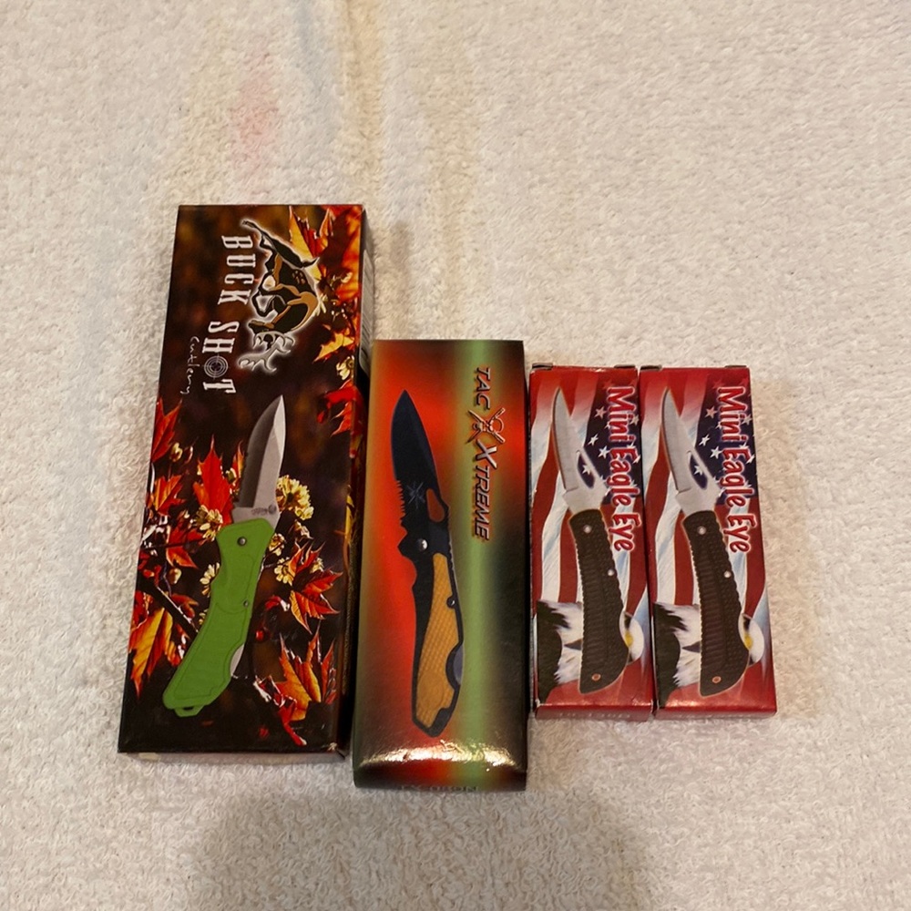 Set of knives